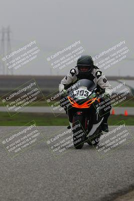 media/Nov-29-2025-TrackDaz (Sat) [[10ae2d9bce]]/C Group/Session 4 (Wheelie Bump)/